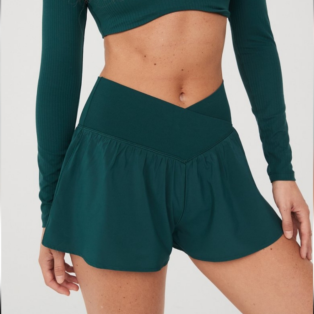 XS: Aerie Crossover Flowy Stretch Shorts
